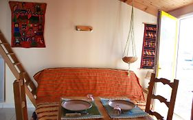 Agreable maison vendeenne pour des vacances reposantes acces piscine collective